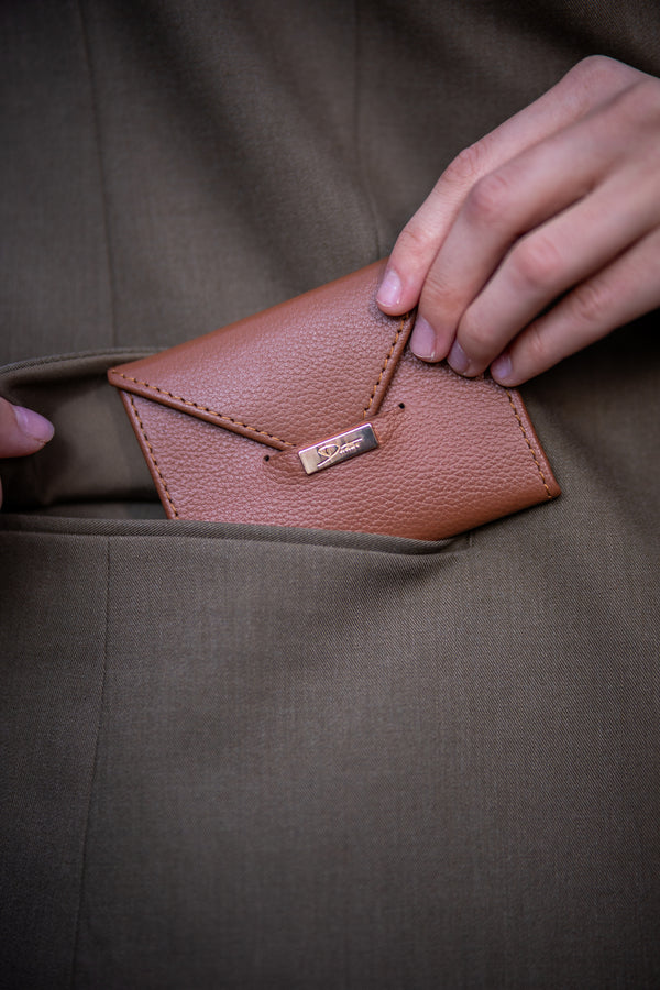 The “Envelope’ Cardholder